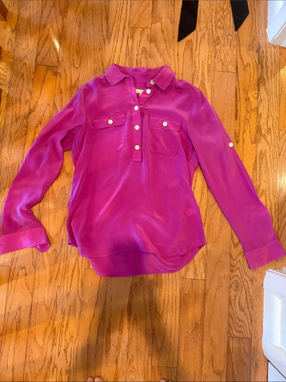 Banana Republic Magenta Long-Sleeve Button-Front Blouse